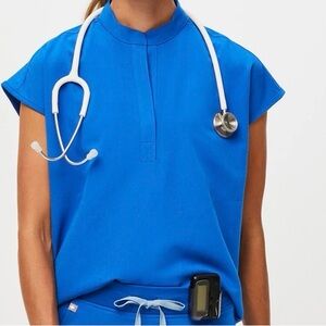 Figs Blue Women's Rafaela Oversized Scrub Top